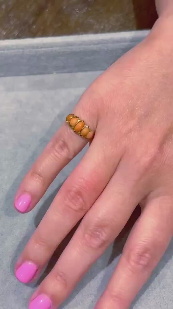VINTAGE CORAL & GOLD Ring