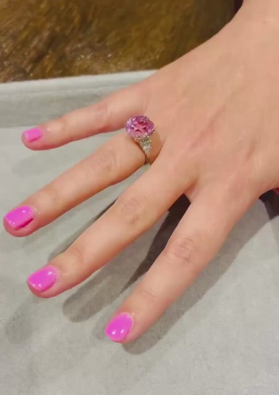 ART DECO Style 9.24 Carat KUNZITE Platinum Ring with Diamonds
