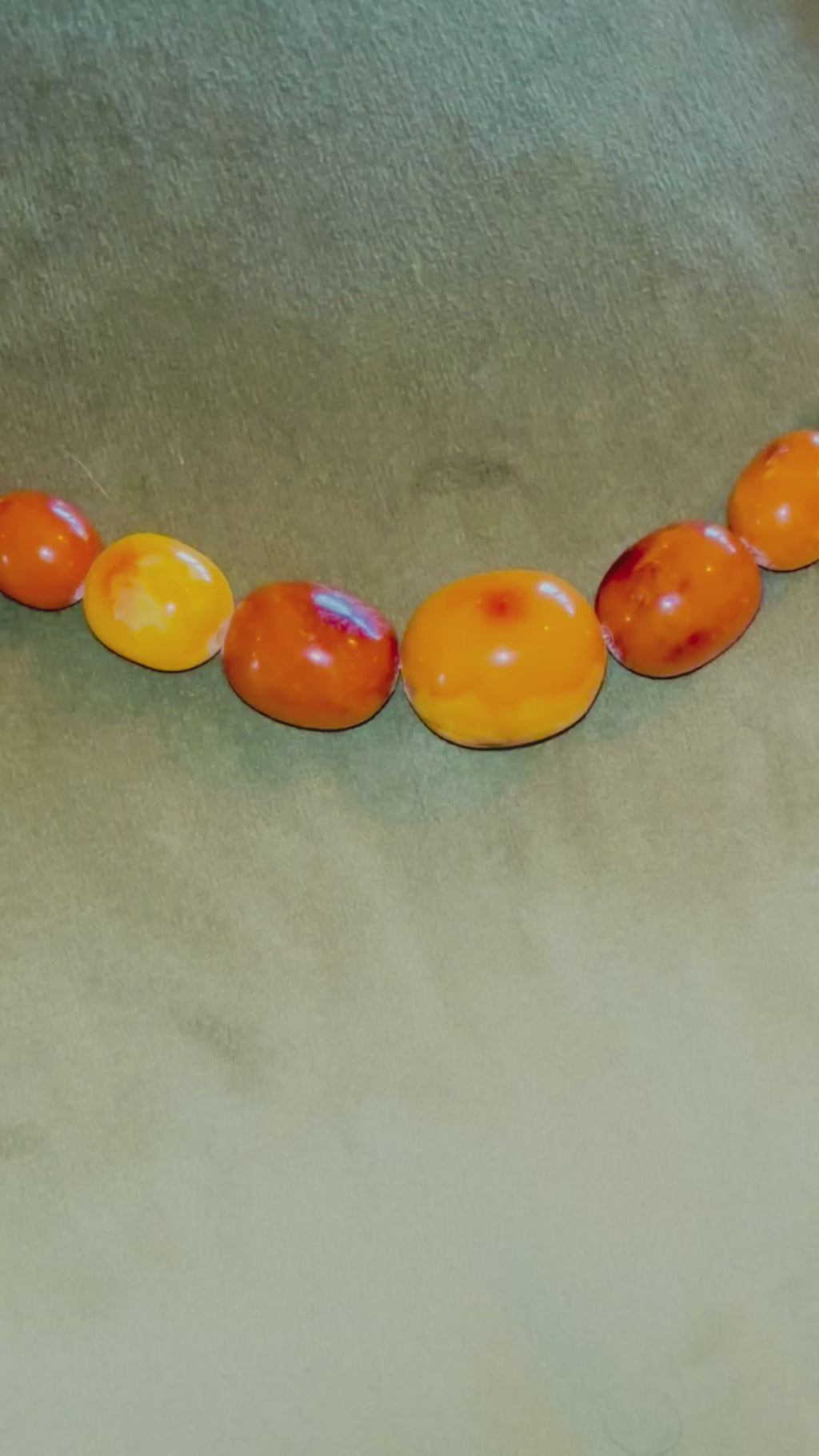 Mid-Century Butterscotch Amber Beads Necklace, 60cm, Gold Clasp