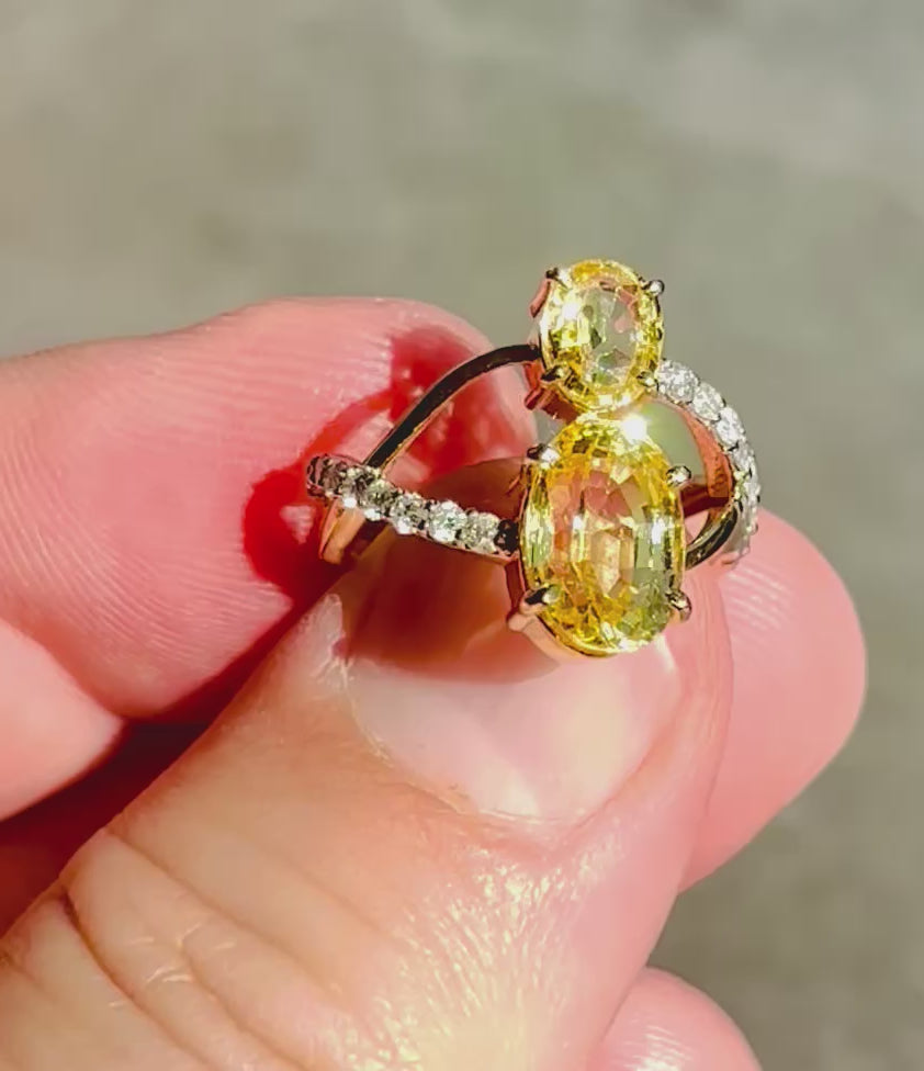 CEYLON YELLOW SAPPHIRES & Diamonds Ring - Natural Unheated Sapphires with Certificate of authenticity