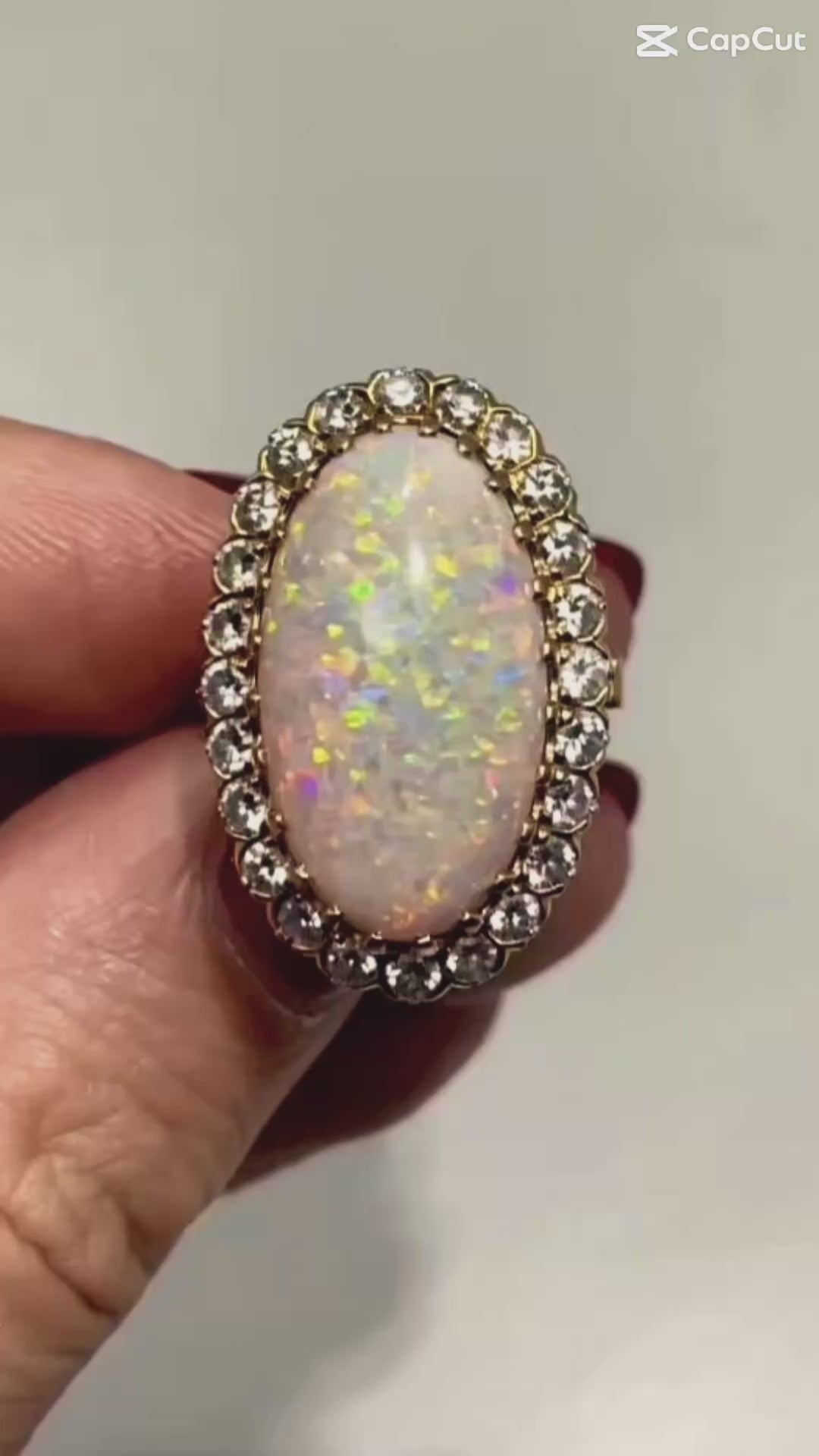 Vintage Large 8.50 carats Australian White Opal Diamond Cluster Ring in 18K Gold
