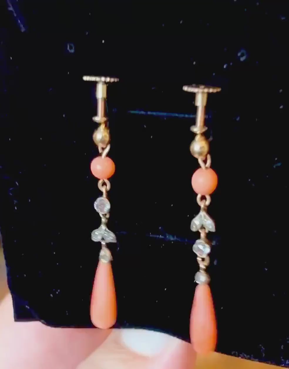 ART DECO CORAL Earrings with old cut diamonds